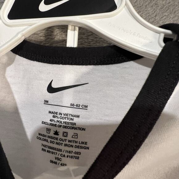 Nike Bodysuit Shorts Set Baby Infant 3M White Black JDI Just Do It Outfit - Picture 2 of 3